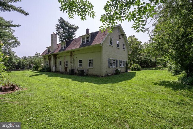 Foto del edificio - 504 Harriton Rd