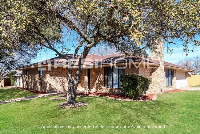 Building Photo - 6329 Brookhaven Trail