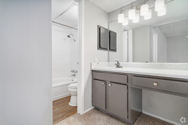 2BR, 2BA - 1174SF - Bathroom 2 - Melia Apartments