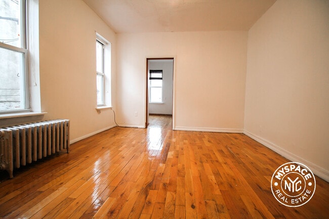 Foto del edificio - 300 S 3rd St