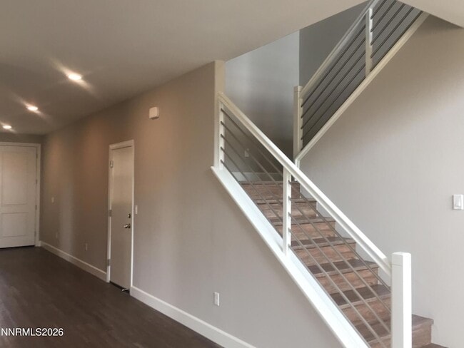 Building Photo - 1206 Silver Coyote Dr