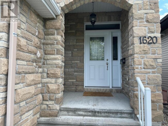 Photo du bâtiment - 1620-1620 Belcourt Blvd