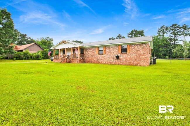 Building Photo - 11525 Brenda Rd