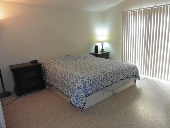 Building Photo - 37333 Ezra Dr