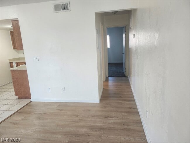 Foto del edificio - 4706 Cessna Ave