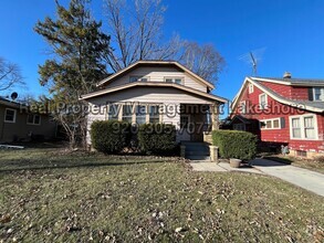 Building Photo - 89 Highland Ave