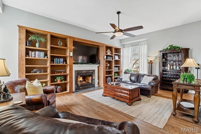 Building Photo - 1611 11th Fairway Dr