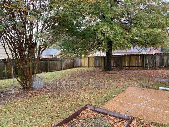 Foto del edificio - 6865 Lagrange Cir N