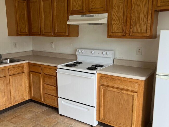 Building Photo - 4217 Carson Ln