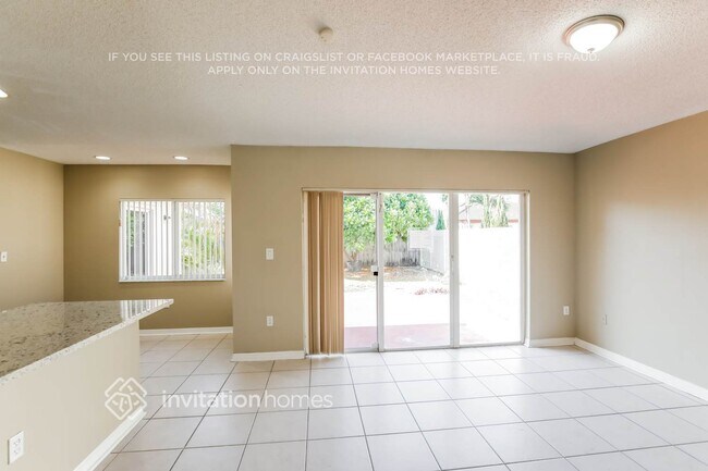 Foto del edificio - 14305 SW 164th Terrace