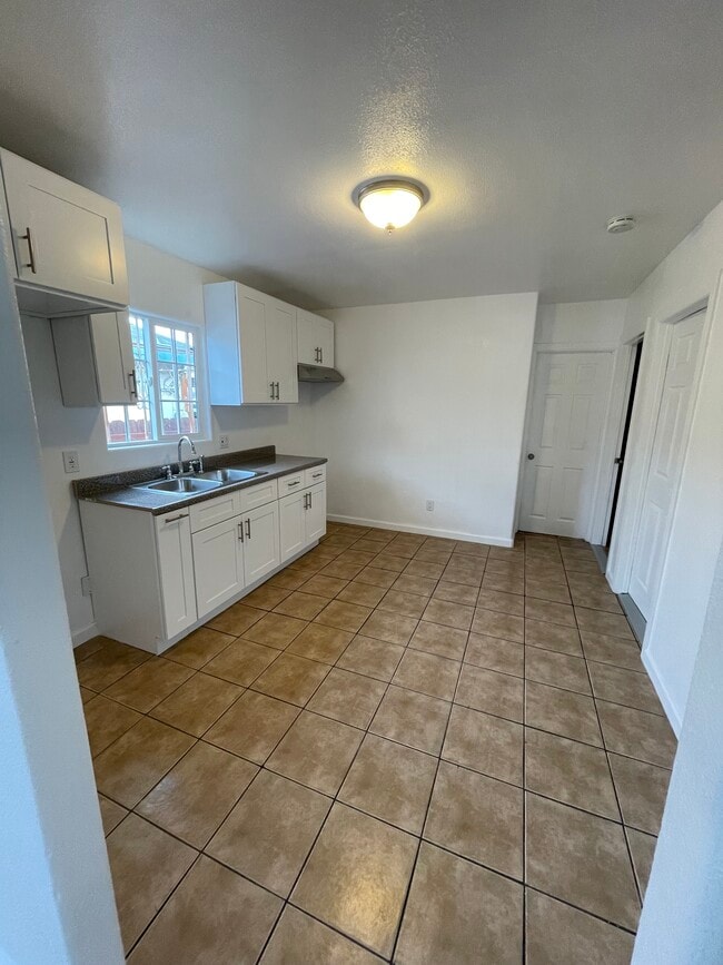 Foto del edificio - 1030 E 46th St