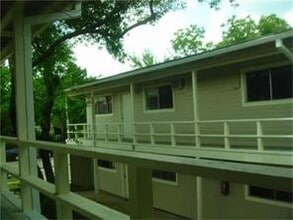 Building Photo - 205 Avondale St