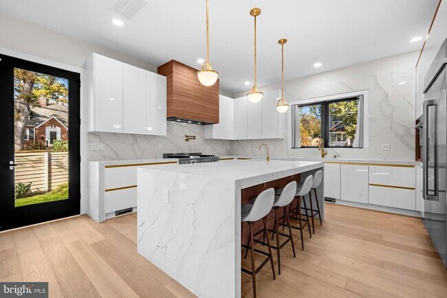 Foto del edificio - 4246 15th St N