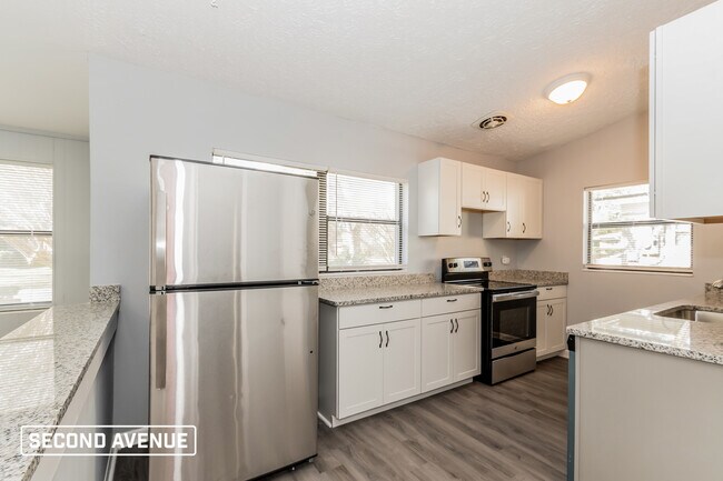 Building Photo - 6775 Gaspar Cir E
