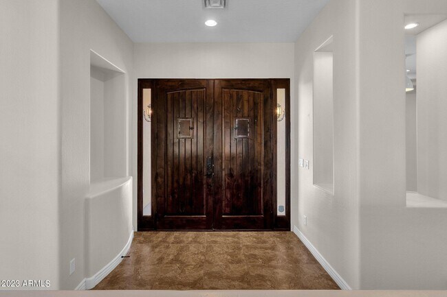 Building Photo - 3791 E Sunnydale Dr