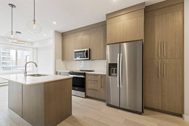 Building Photo - 111 Wolf Creek Dr SE