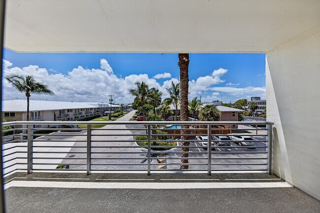 Foto del edificio - 2900 NE 30th St