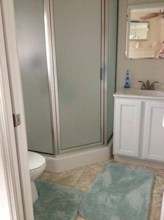 Bathroom 1 - 88 California St