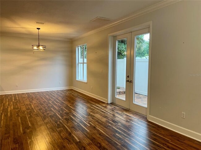 Foto del edificio - 509 S Melville Ave