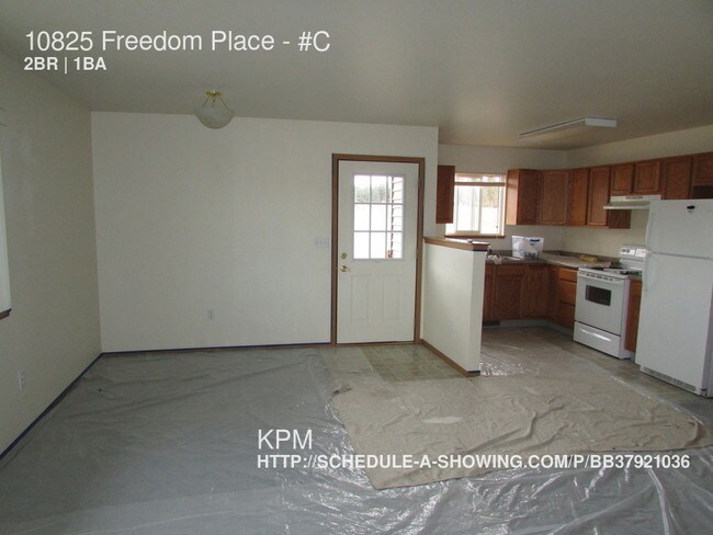 Building Photo - 10825 Freedom Pl