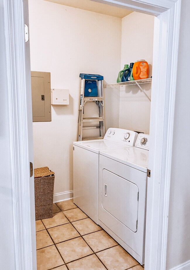 14532 Honeysuckle St Unit 207, Hammond, LA 70401 Apartments in