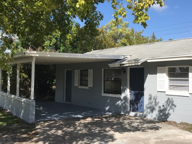 Building Photo - 5165 Lanette St