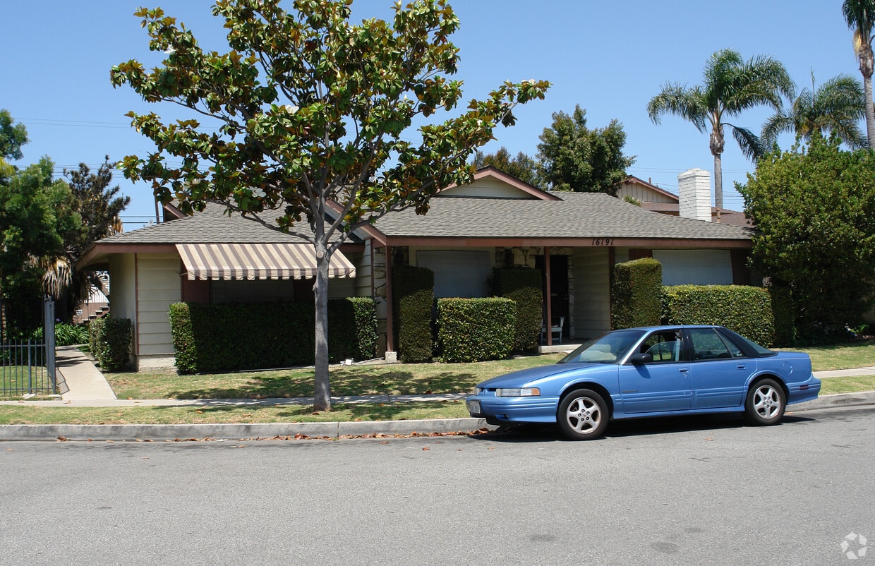 Primary Photo - 16191 Ganges Ln