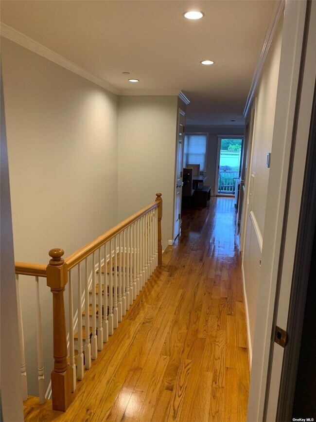 Foto del edificio - 94- 20 Magnolia Ct