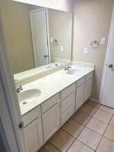 Building Photo - 9721 Copper Creek Dr