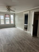 Building Photo - 182 Jersey St