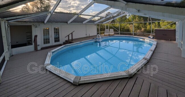 Foto del edificio - 2994 S Madison St