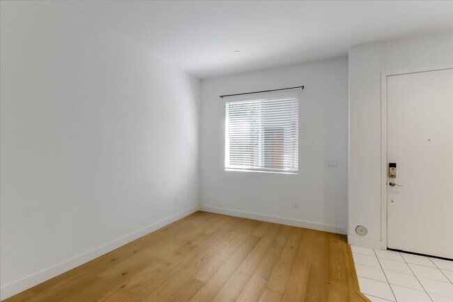Foto del edificio - 152 Uptown Cir