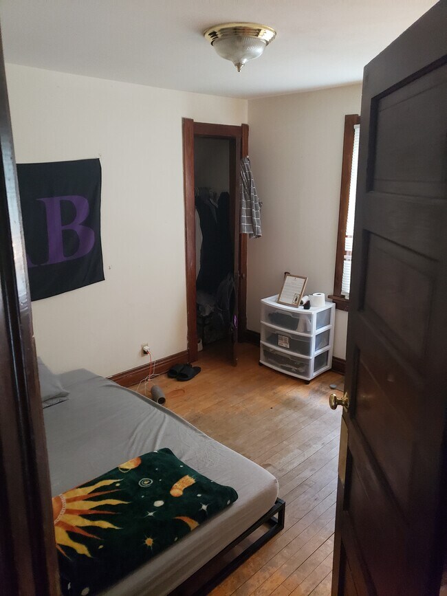 Foto del edificio - 1326 Chandler St