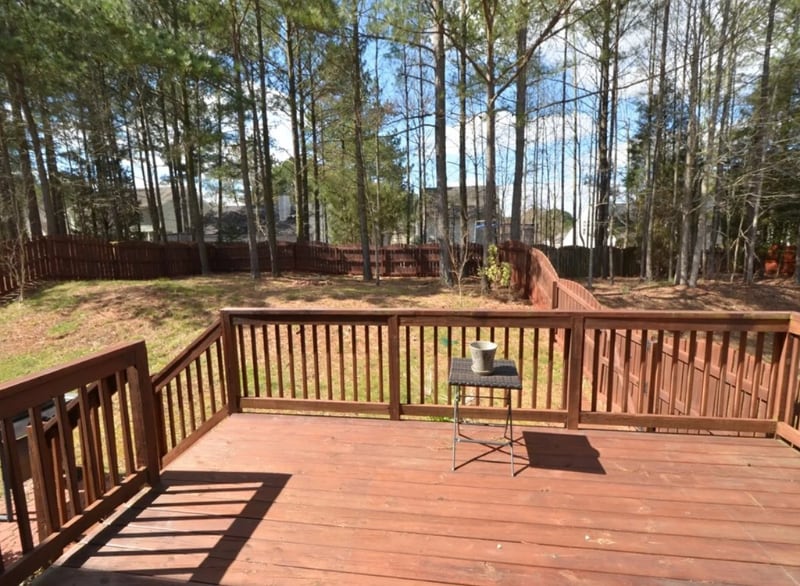 Building Photo - 709 Creek Haven Dr
