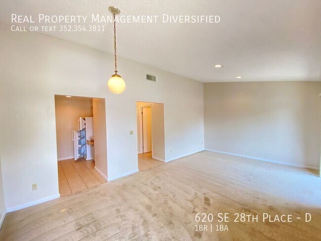 Building Photo - 620 SE 28th Pl
