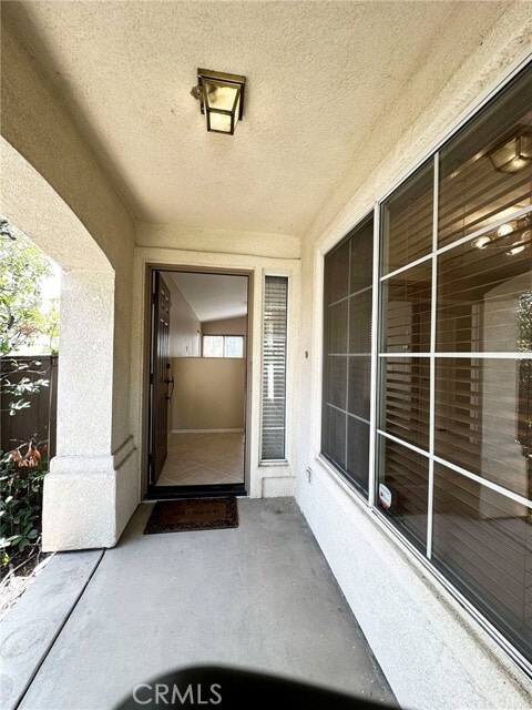 Building Photo - 22832 Canyon View Dr