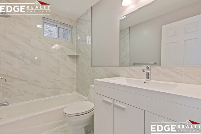 Building Photo - 143 Sutherland Rd