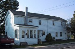 Foto del edificio - 144 W Utica St