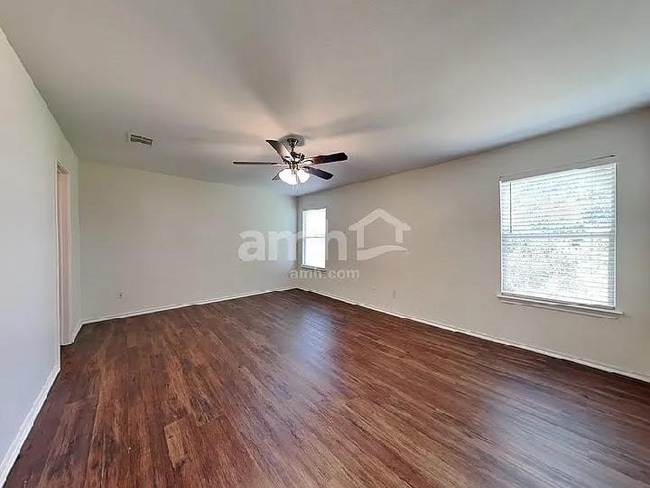 Building Photo - 12748 St Mary Dr