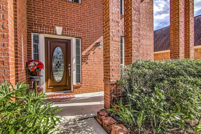 Building Photo - 11215 Burmese Ln