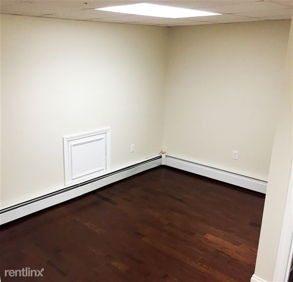 Foto del edificio - 1466 Warwick Ave