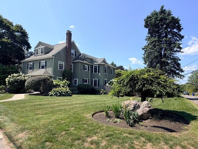 Foto del edificio - 179 Hillside Ave