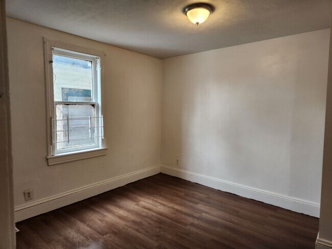 Building Photo - 4153 EAST 123RD STREET