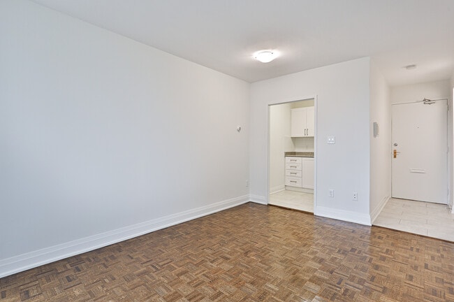 Building Photo - 50 Cambridge Ave