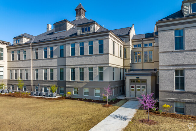 Foto del edificio - McKinley School Lofts