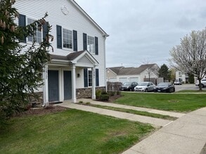 Building Photo - 1517 Silverstone Dr