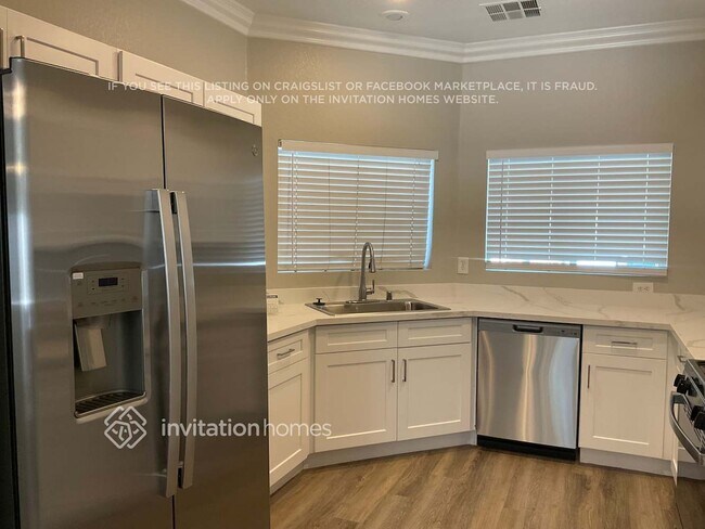 Foto del edificio - 8861 Happy Stream Ave