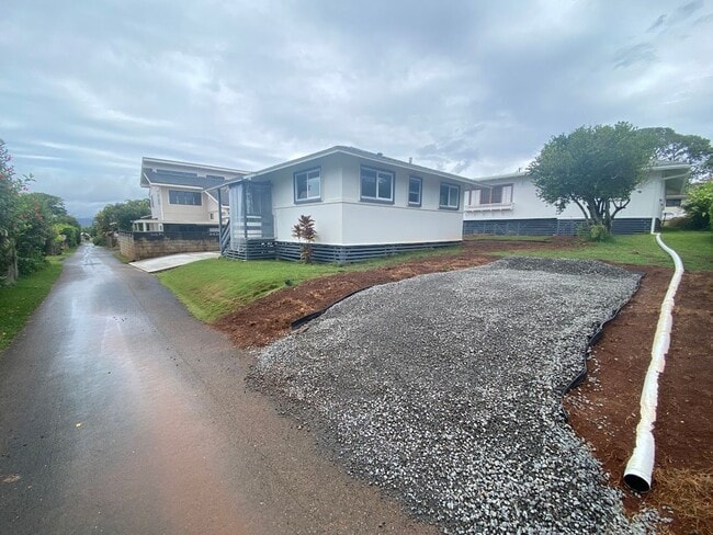 Building Photo - 439MAT