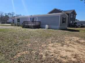 Building Photo - 16299 Crockett Martin Ests Dr