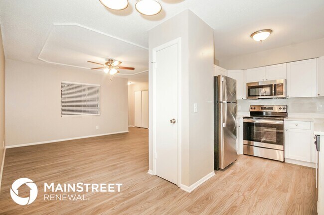 Foto del edificio - 107 Inwood Cir